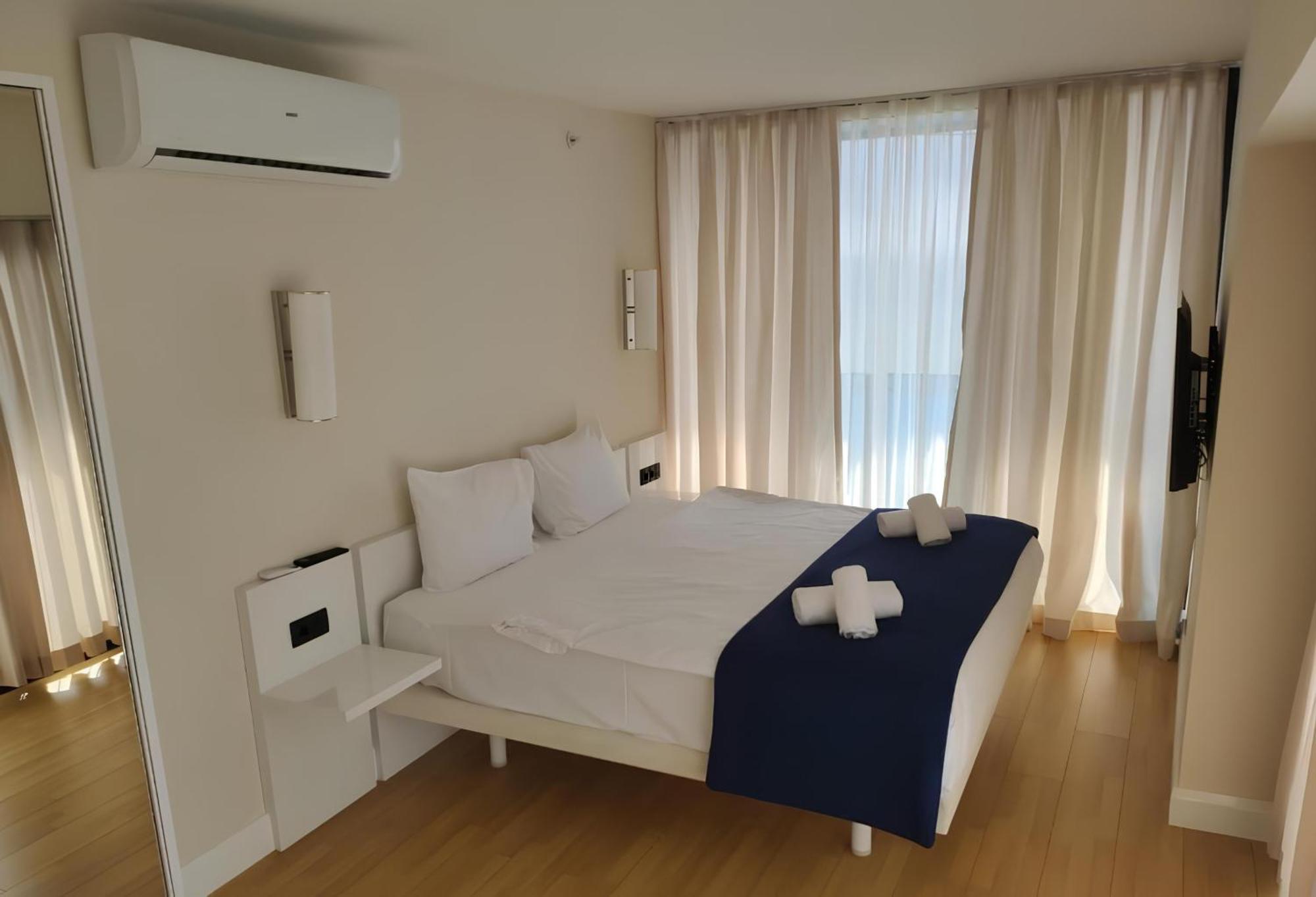 Orbi City Black Sea View Apartment Батуми Екстериор снимка